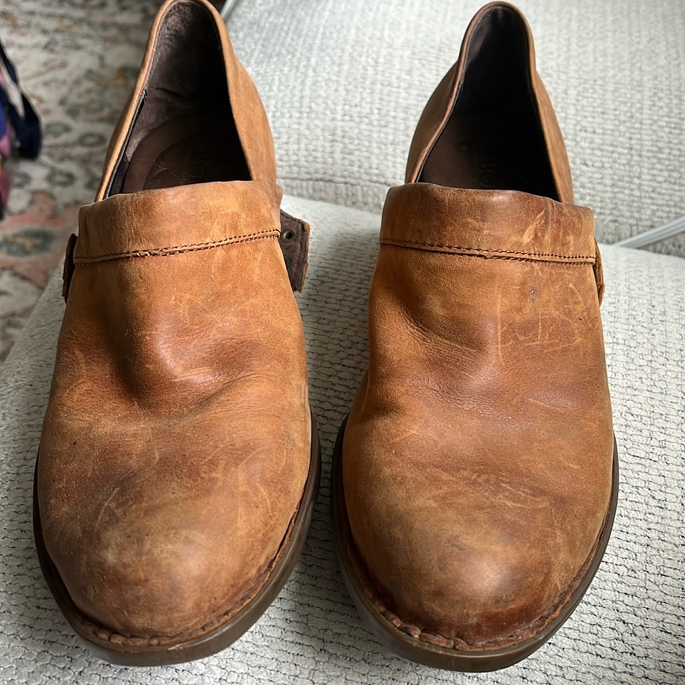 Born heeled clogs